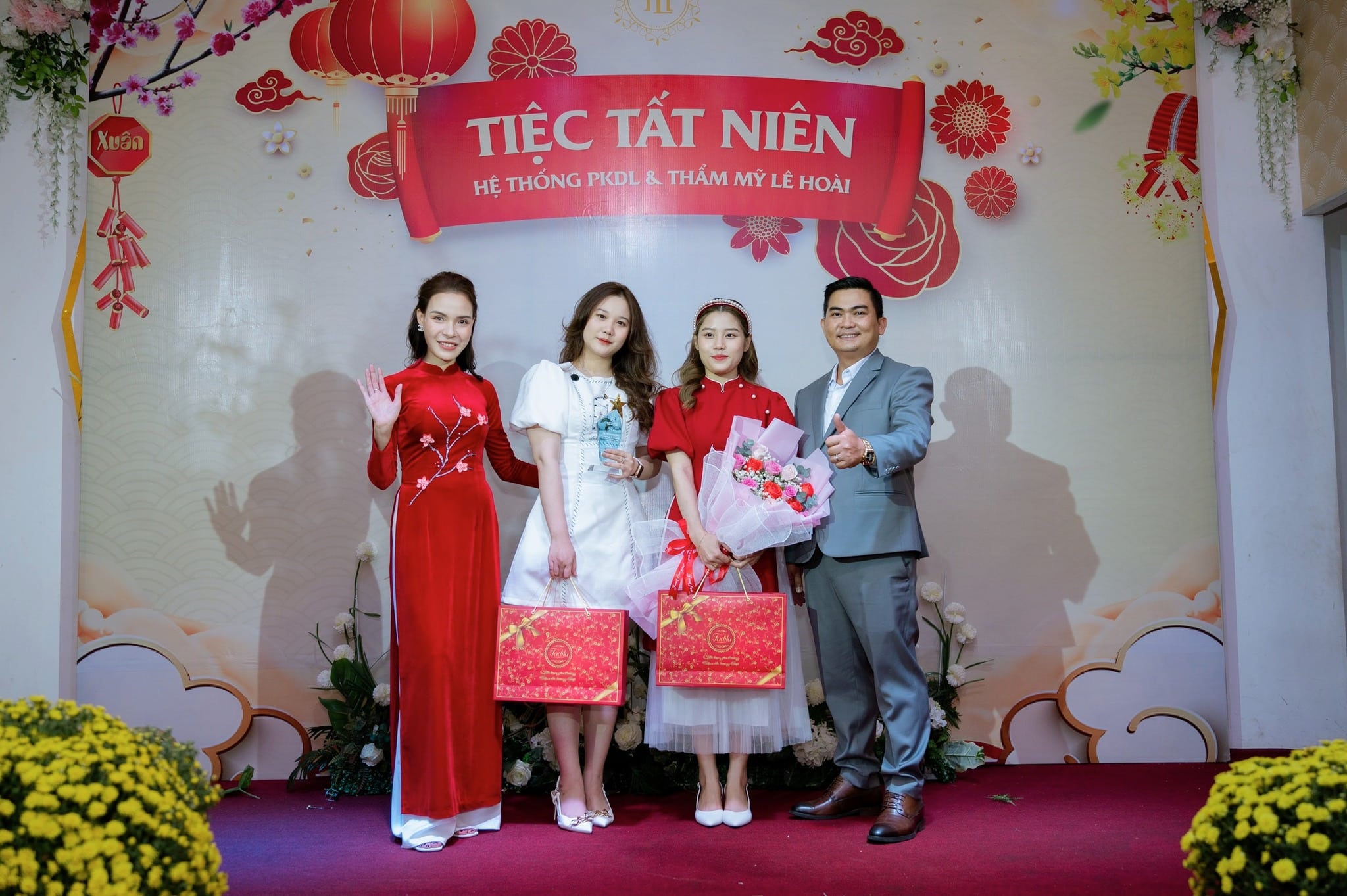 tat nien tham my le hoai 2022 8